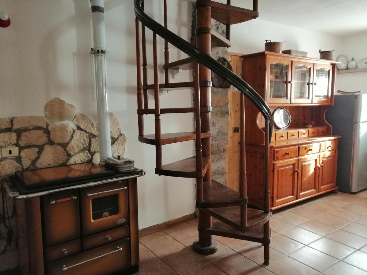 Iseolakerental - Chalet Di Elena Solto Collina Zewnętrze zdjęcie